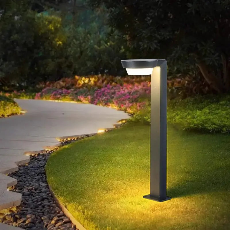 Outdoor Solar Garden Lights - Waterproof Aluminum Design